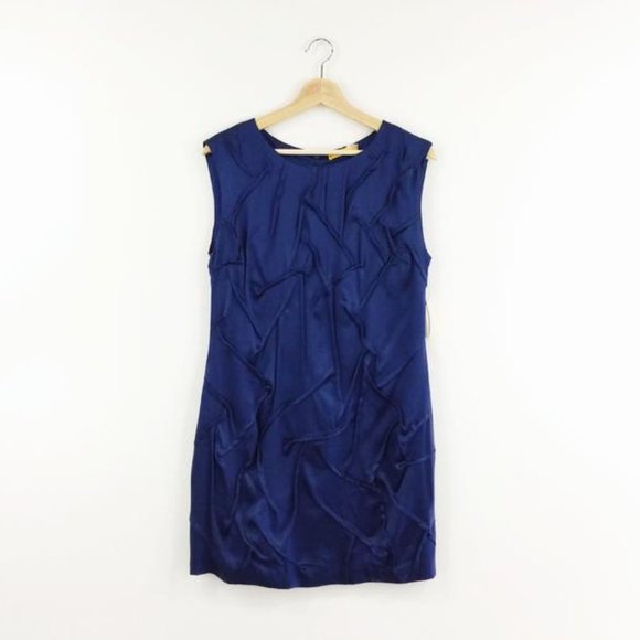 Alice + Olivia Dresses & Skirts - Alice + Olivia Navy Silk Mini Cocktail Dress M